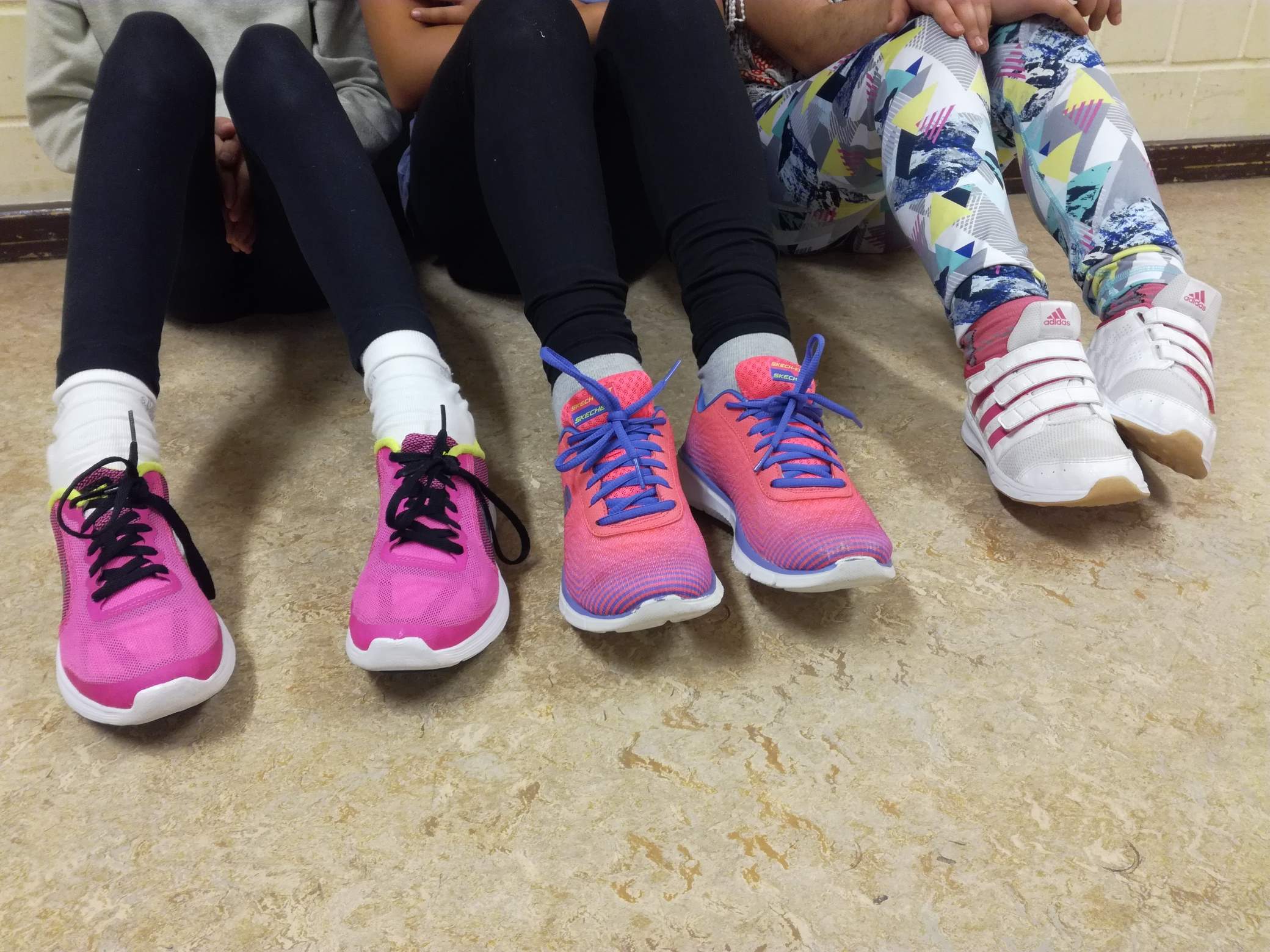 tanzgruppe schuhe reihe